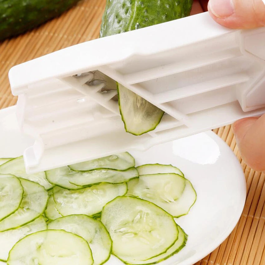 1PC Cucumber Slicer